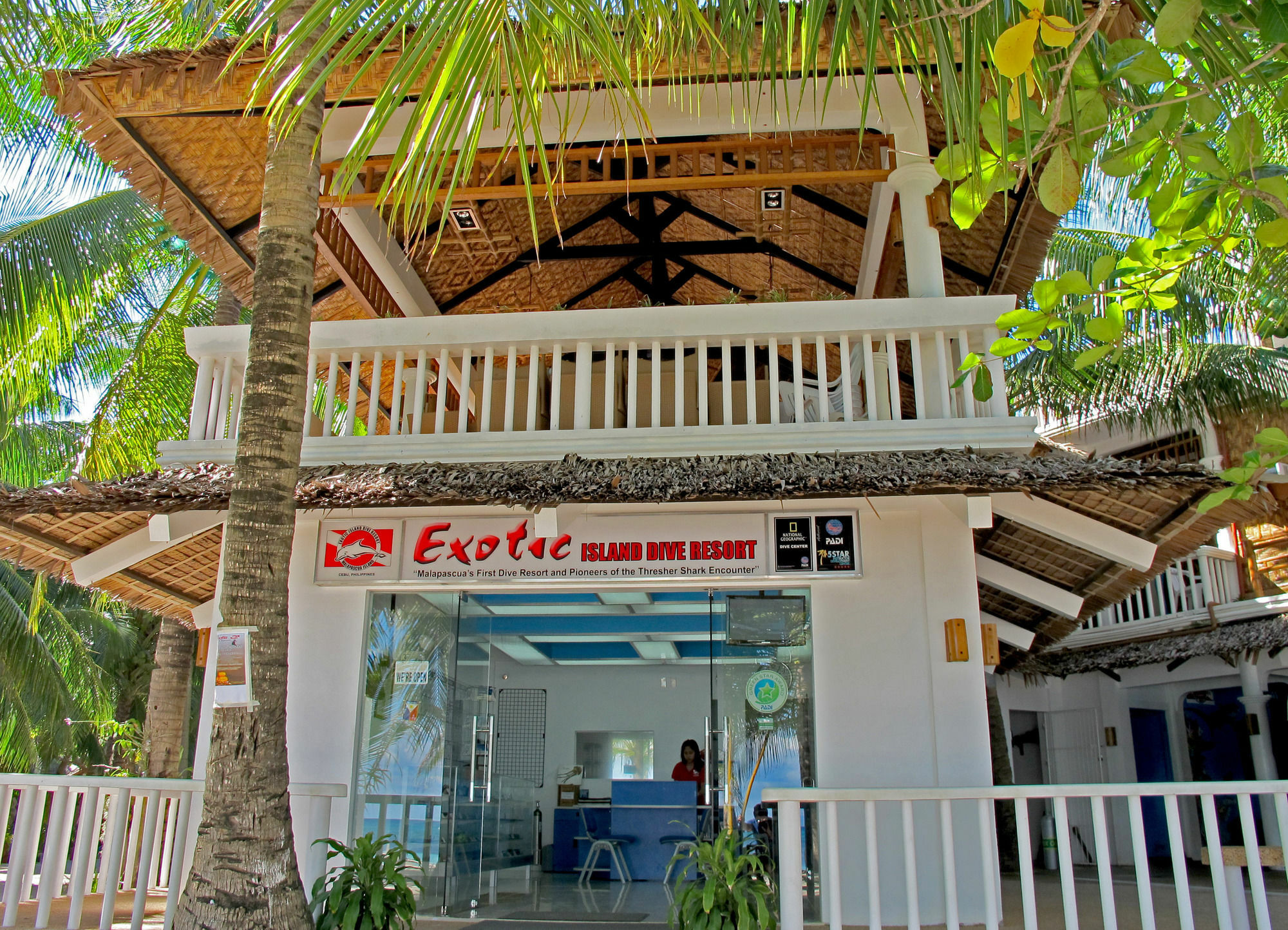 Malapascua Exotic Island Dive & Beach Resort Exterior foto